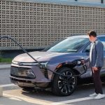 General Motors Ecuador amplía la red de carga para vehículos eléctricos de Chevrolet en el país